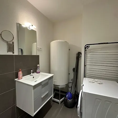 Apartament Le 3 - Joli T3 Centre, Neuf, Calme Et Equipe - Stationnement Gratuit