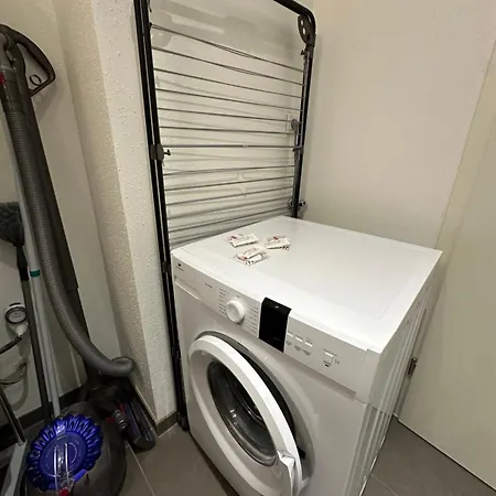 # Le 3 # Joli T3 Centre, Neuf, Calme Et Equipe Lägenhet *