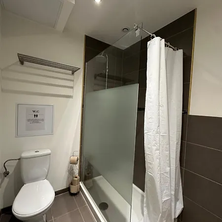 Apartament # Le 3 # Joli T3 Centre, Neuf, Calme Et Equipe Miluza