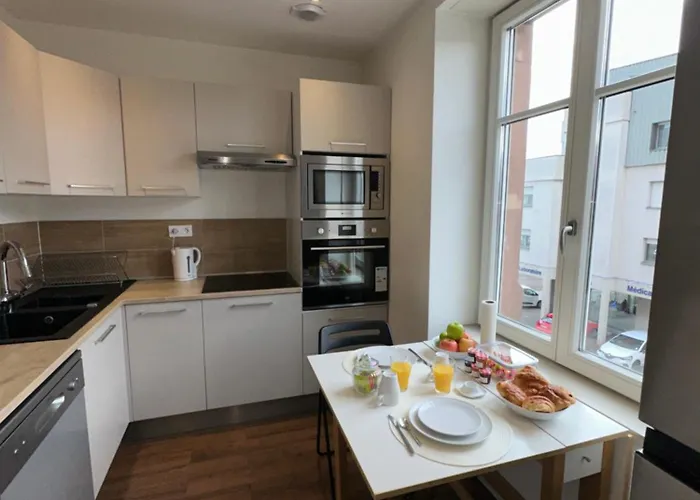 # Le 3 # Joli T3 Centre, Neuf, Calme Et équipé Appartement *