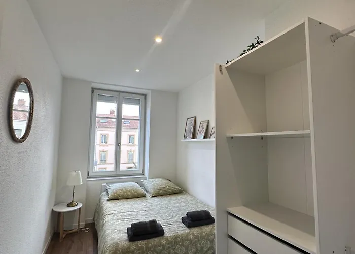 # Le 3 # Joli T3 Centre, Neuf, Calme Et équipé Mulhouse